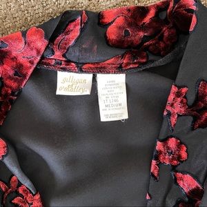 Vintage Gilligan & o’malley gold label robe